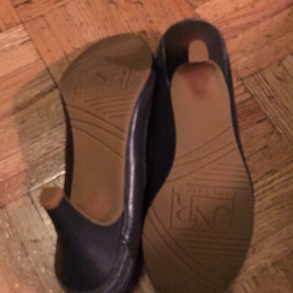 Shoes - Picture 3 of 3